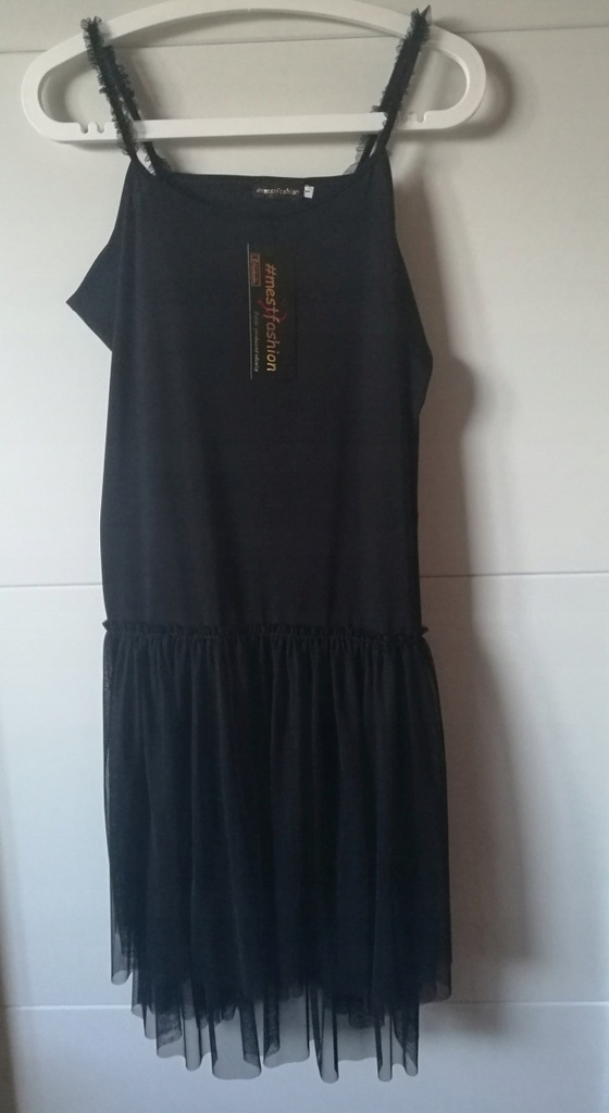 Czarna halka sukienka z miękkim tiulem uni do 44