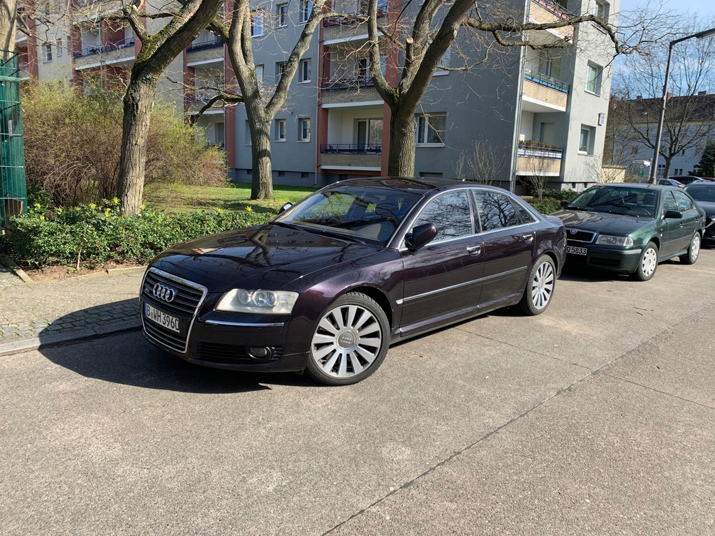 AUDI A8 W12 quattro 450 KM