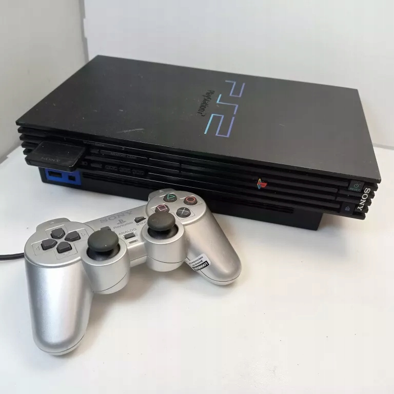 KONSOLA SONY PS2+ PAD OPIS !!