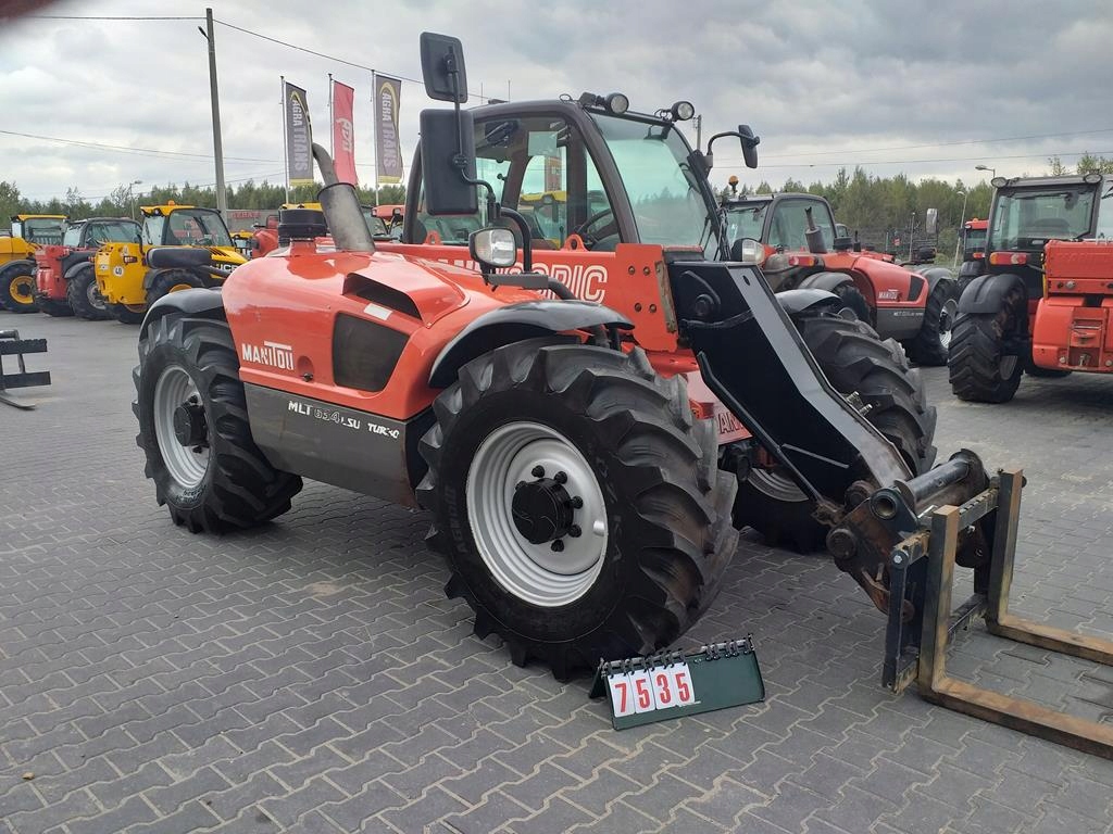 Manitou 634 (735 633 JCB 531-70 536-60 535)