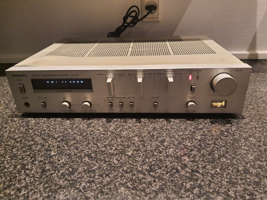 Technics SU-V5