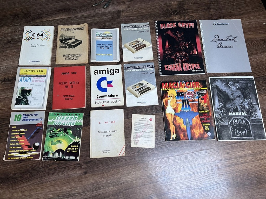 Zestaw ciekawych instrukcji o tematyce Commodore Atari Amiga