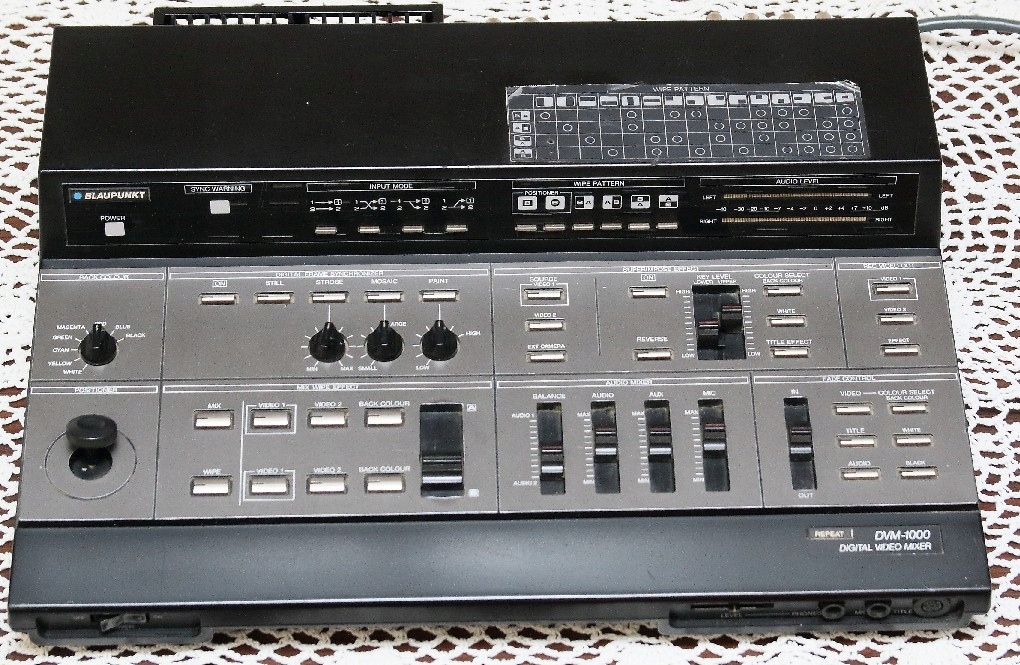 VIDEO MIXER BLAUPUNKT DVM-1000 DIGITAL