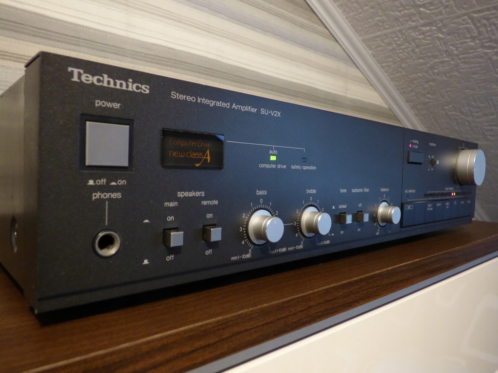 Mocny Wzmacniacz TECHNICS SU-V2X Stereo uszkodzony