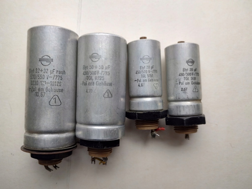 #14 Kondensatory elektrol. 50+50u i 20u /450/500V