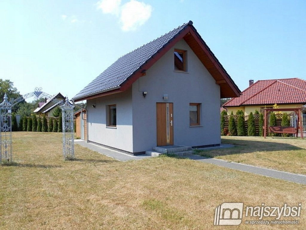 Dom, Goleniów, Goleniów (gm.), 233 m²