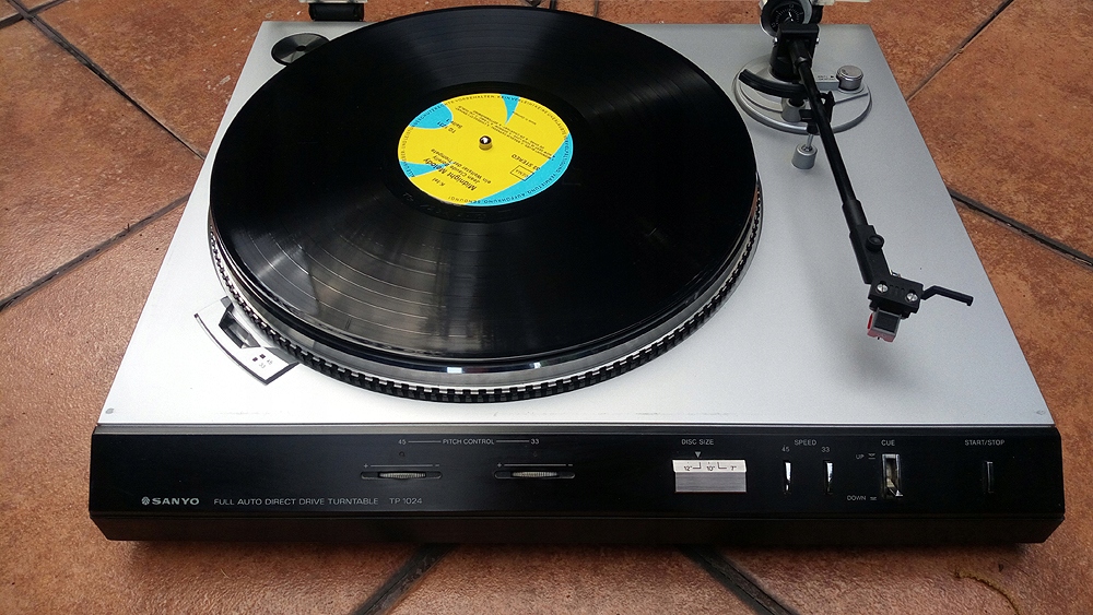 GRAMOFON SANYO TP1024 RZADKI MODEL Z DIRECT DRIVE
