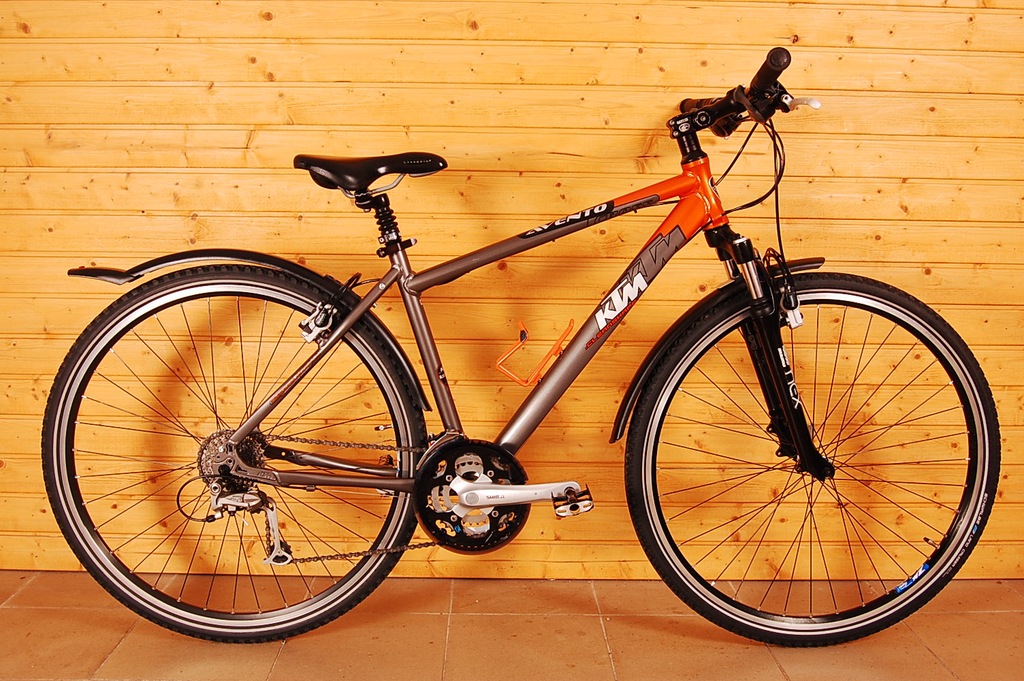 KTM AVENTO CROSS, ALU 7005, DEORE LX, MAGURA, BDB