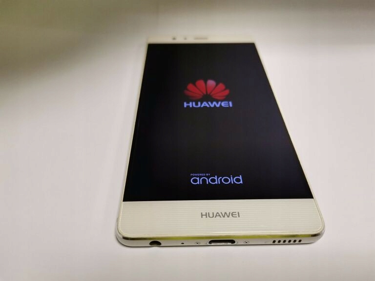 HUAWEI P9 MYSTIC SILVER