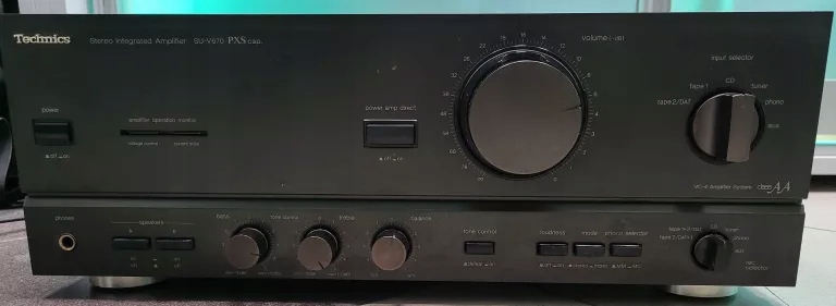 WZMACNIACZ TECHNICS SU-V670 PXS