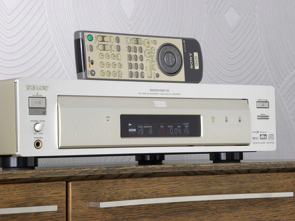 SONY　ＣＤ ＤＶＤプレイヤー　ＤＶＰ-Ｓ７７００ Amazon.co.jp: Sony Sony DVP – S7700 Gold DVD Player (CD/DVD