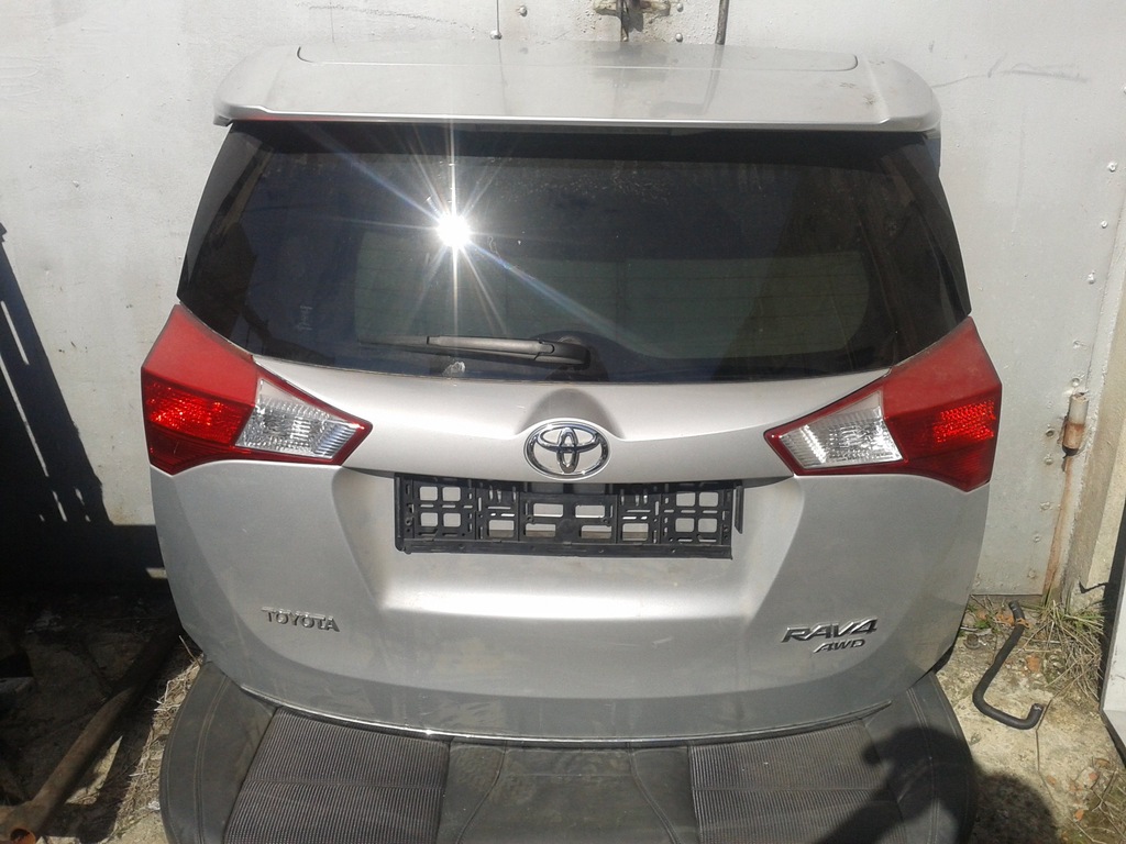 TOYOTA RAV 4 KLAPA BAGAZNIKA 14R IGLA W KOLOR 1F7