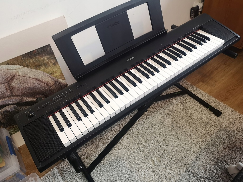 Yamaha NP-12 BK pianino