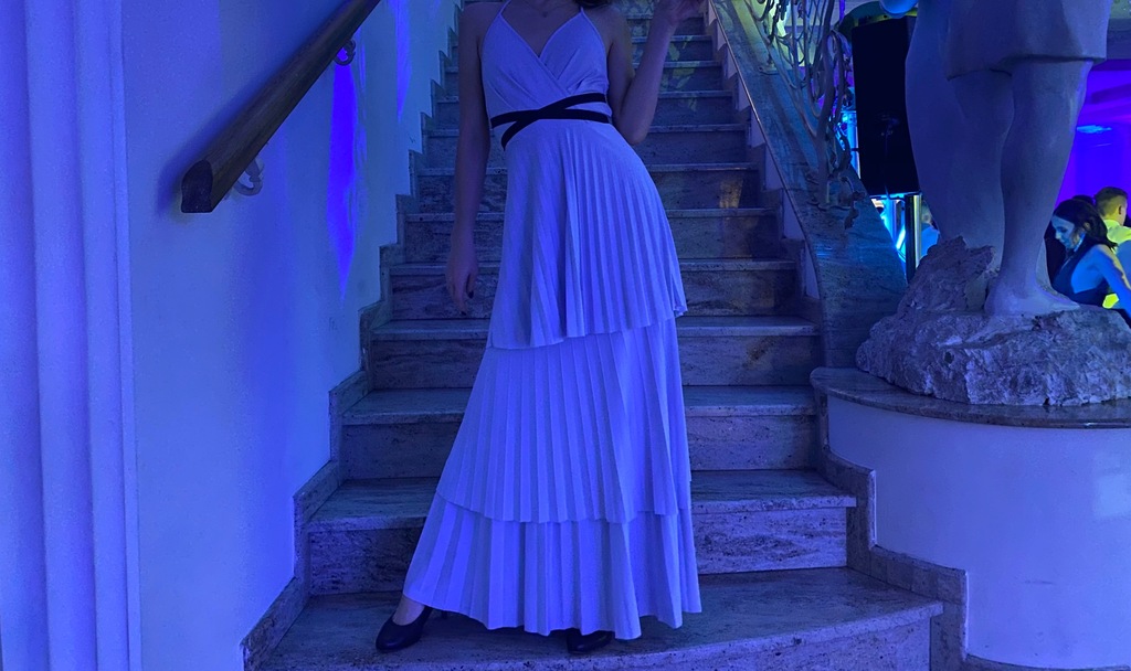 Jasnoniebieska sukienka plisowana XXS asos