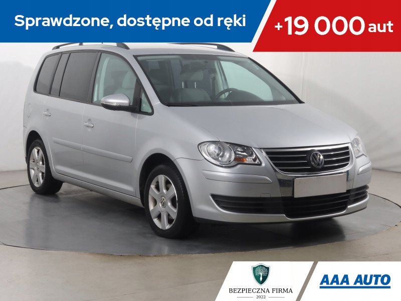VW Touran 1.4 TSI, 7 miejsc, Navi, Klima
