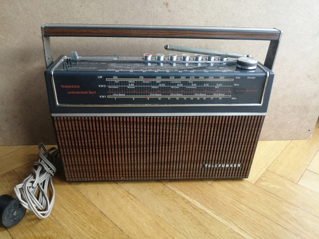 TELEFUNKEN bajazzo umiversal 301変圧器付き TELEFUNKEN bajazzo umiversal 301変圧器付き （TS-331U | 日章