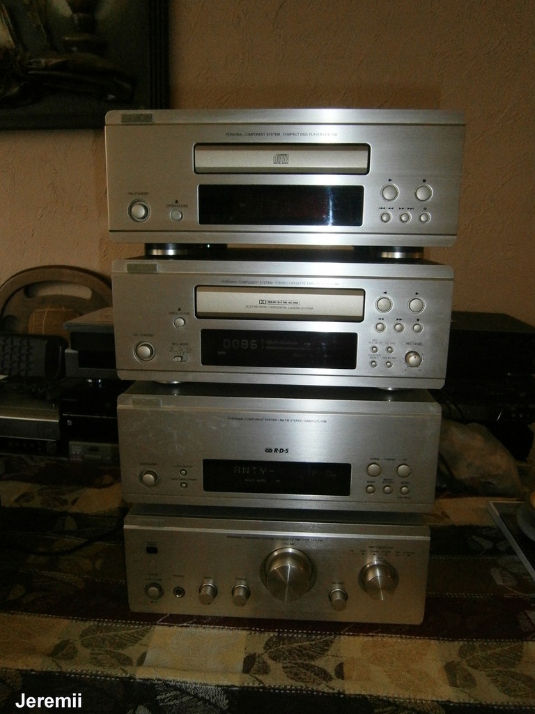 DENON SUPER ZESTAW AUDIO STEREO F88