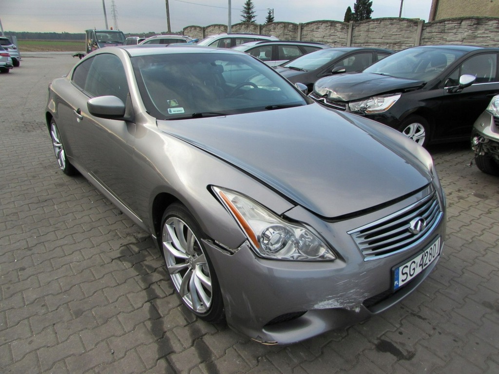 Infinity G37 Kamera Cofania Navigacja 330KM