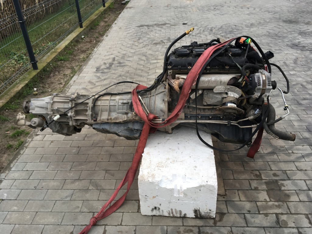 Skrzynia bieg w jeep grand cherokee 5 7 hemi wk2 8888817190