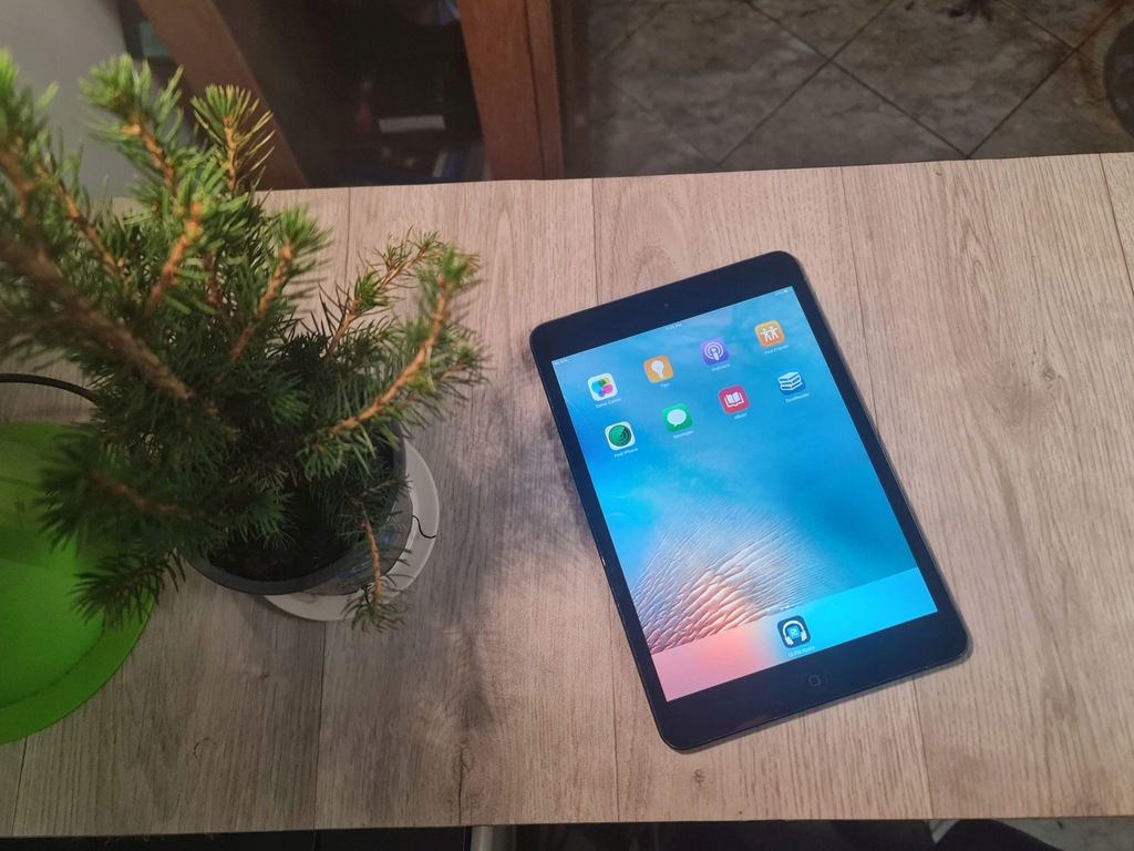 Tablet Apple iPad mini 7,9" 512 MB / 32 GB czarny