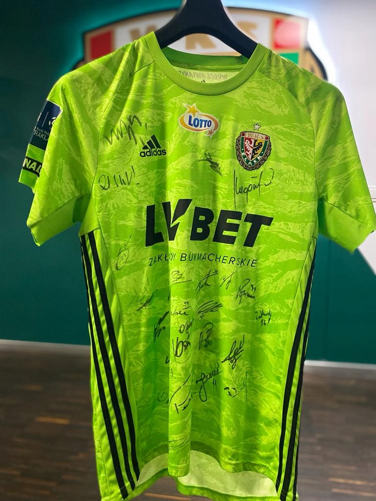 Koszulka z autografami piłkarzy WKS Śląsk Wrocław