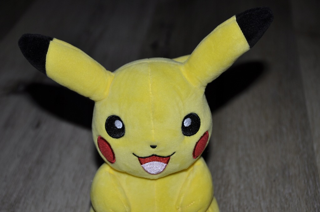 pluszak maskotka fajny Pikachu Pikaczu Pokemon Go 24 cm