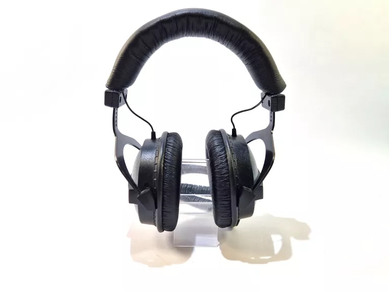 SŁUCHAWKI STUDYJNE SUPERLUX HD-660 NAUSZNE