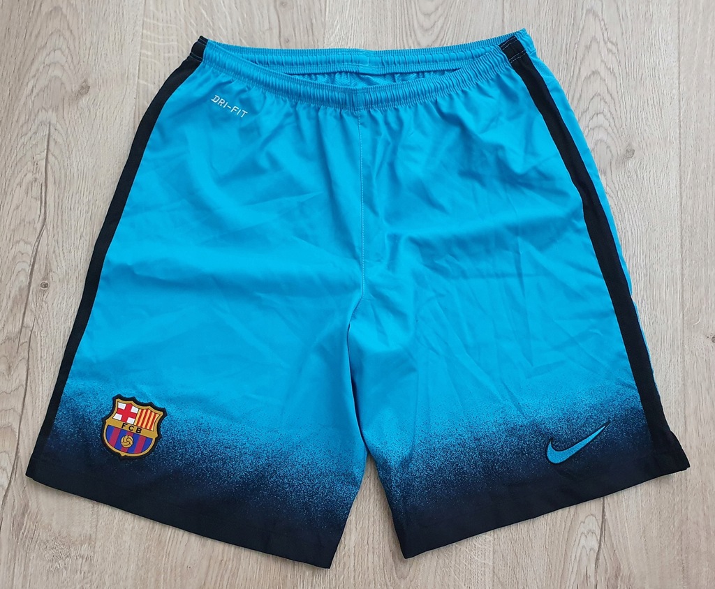 * NIKE * spodenki treningowe FC BARCELONA - M