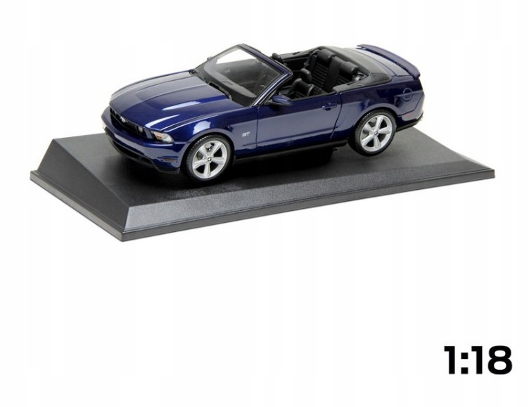 MODEL FORD MUSTANG MODEL 2010 CABRIOLET 1:18 OE
