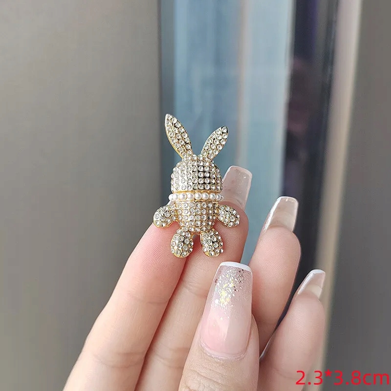 Vintage Crystal Hollow Bunny Brooches for Women Cute Bow Rhinestone Rabbit