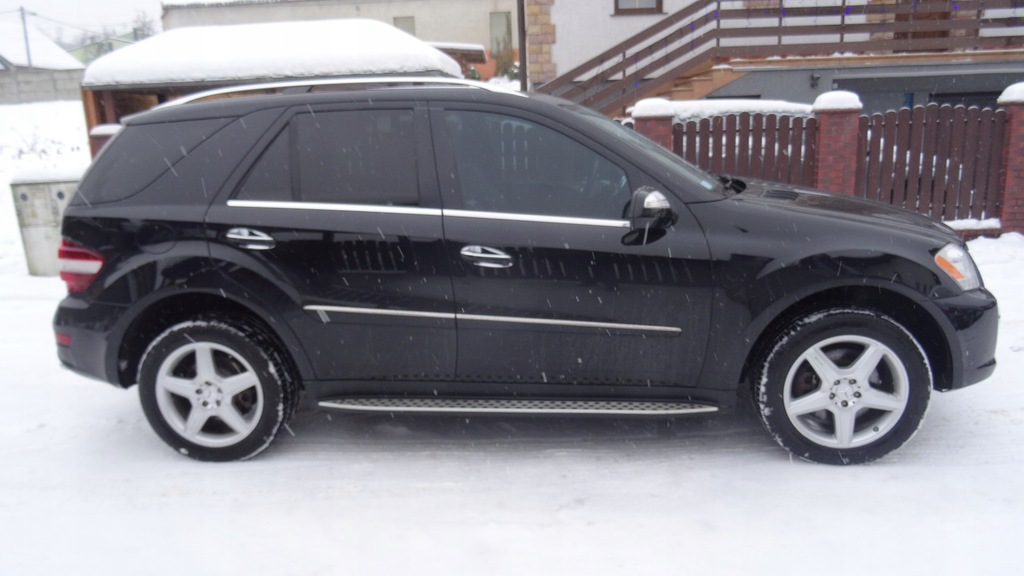 MERCEDES ML 550 2009R 5,5L AUTOMAT4X4 CENA NETTO