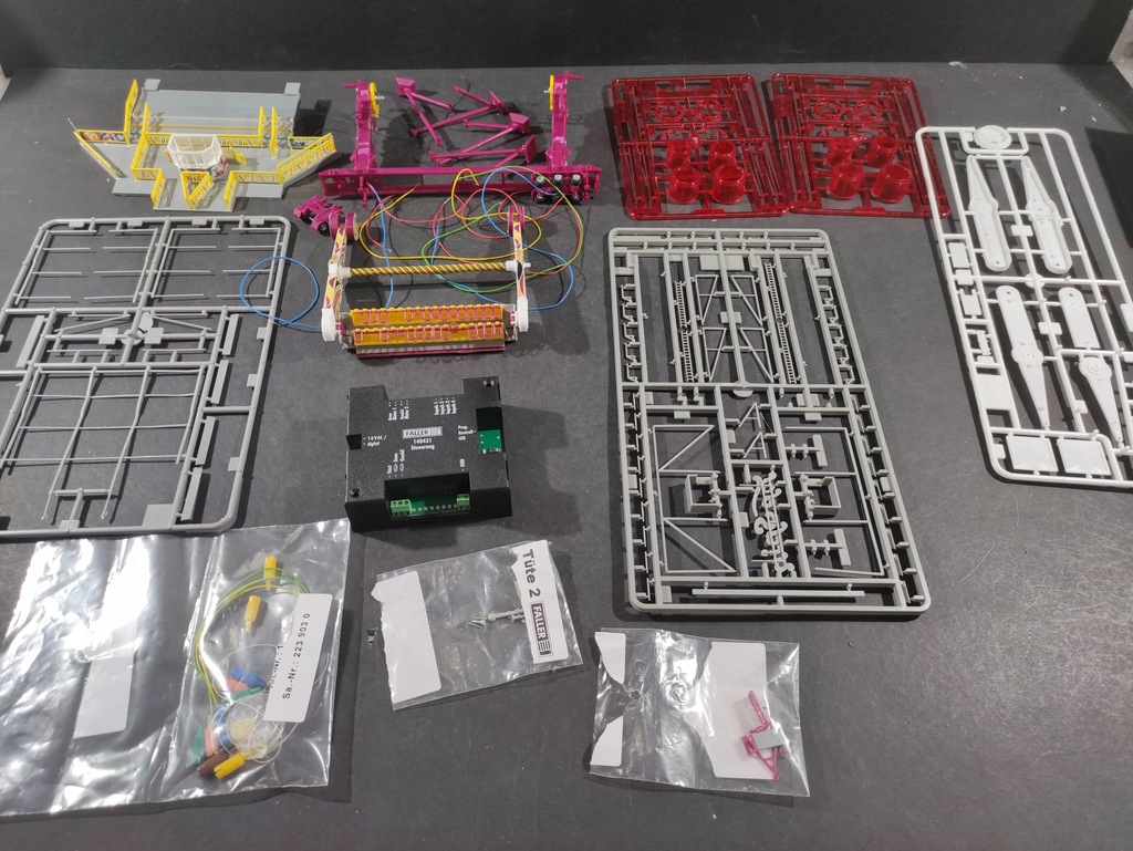 FALLER 140431 Karuzela Top Spin skala H0 11012924227 oficjalne