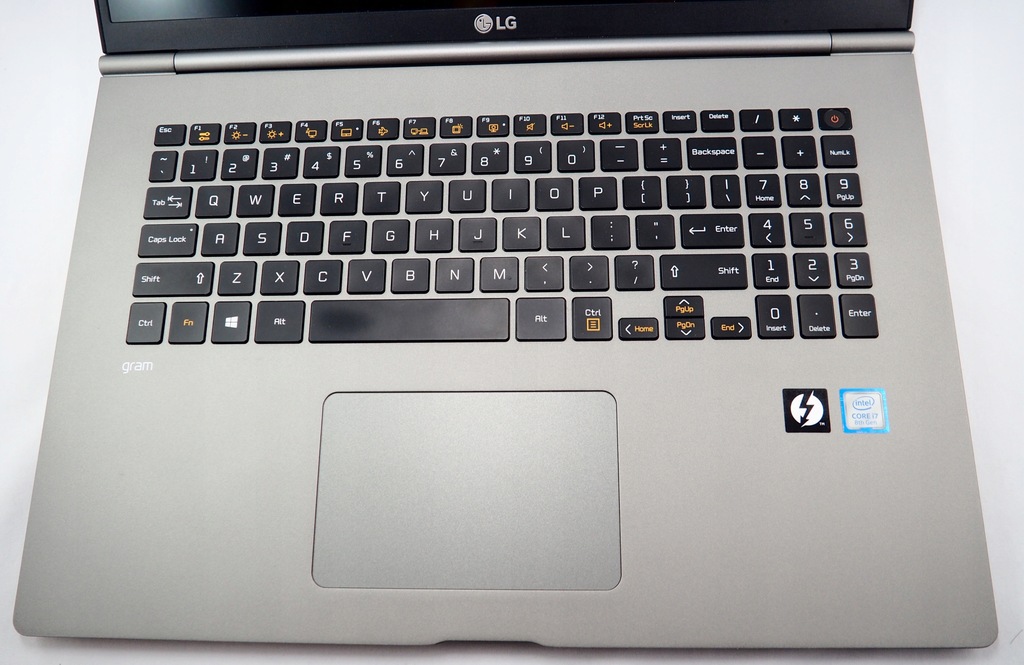 Купить Ноутбук LG GRAM WQXGA IPS i7-8565U 16G 512 PCIe W10: отзывы, фото, характеристики в интерне-магазине Aredi.ru