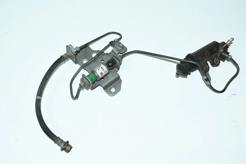 POMPKA SPRZĘGŁA WYSPRZĘGLIK 31490-05010-F TOYOTA VERSO 2.0