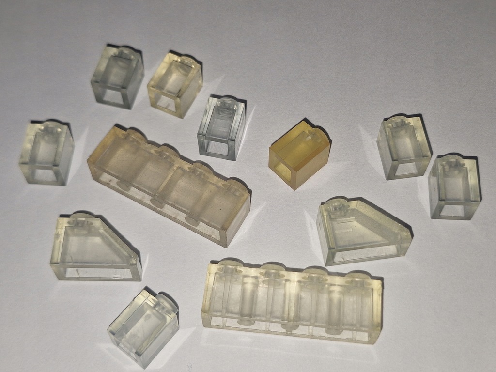 LEGO komplet elementów clear stary typ - cena za 12 szt (B) .