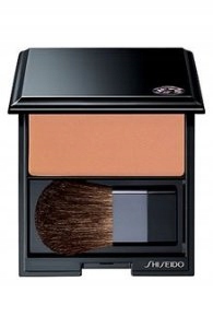 Shiseido Luminizing Satin Róż do policzków OR308 6