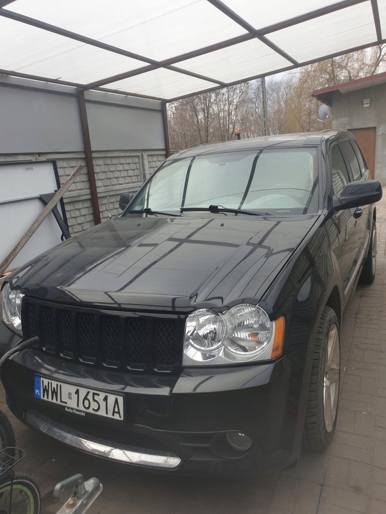 JEEP GRAND CHEROKEE III 6.1 SRT8 4x4 426 KM