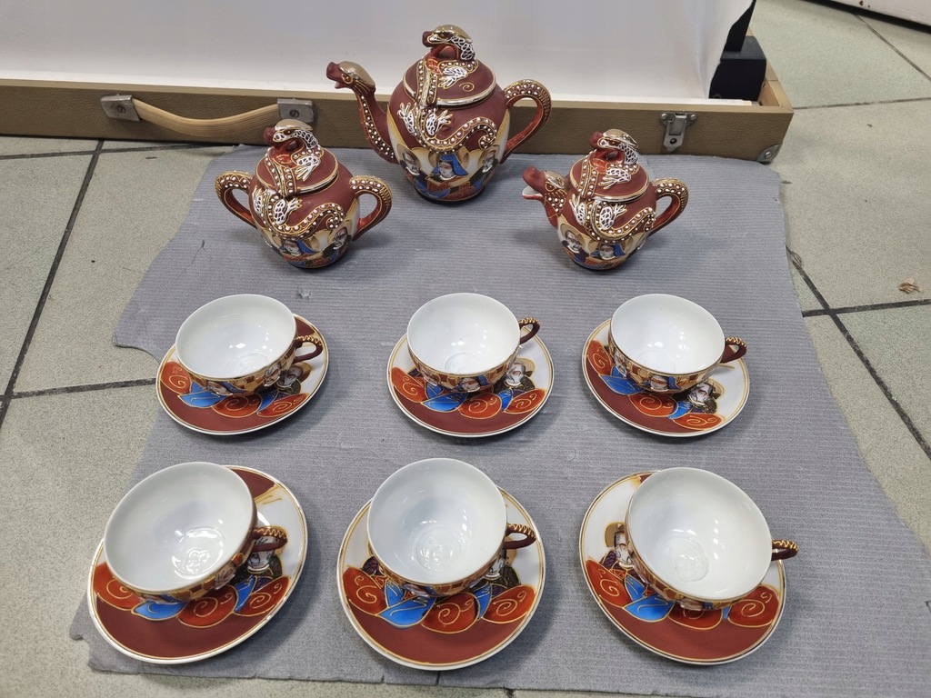 zestaw serwis kawowy japońska porcelana smok 8269