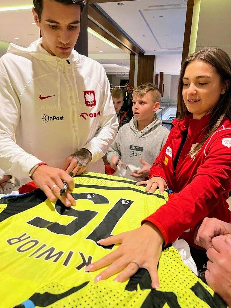 Jakub Kiwior - Arsenal FC - koszulka z autografem (zag)