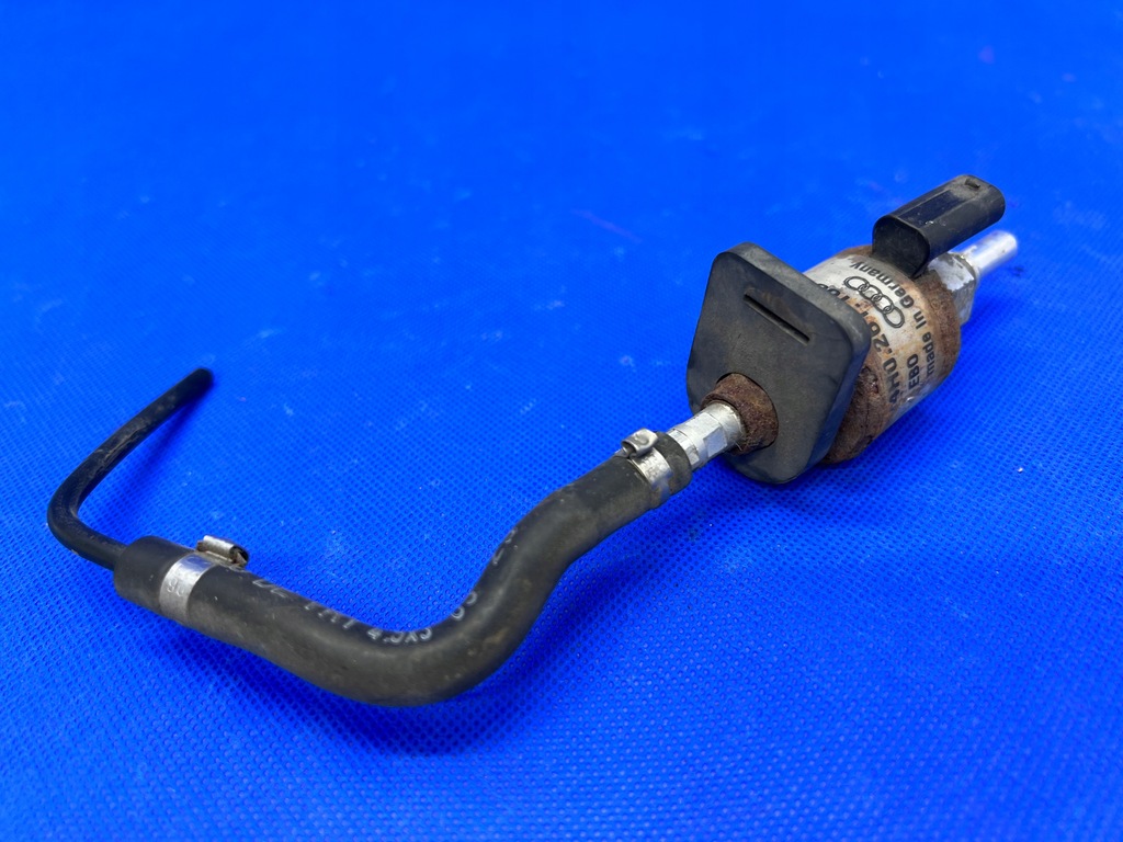 AUDI A8 D4 POMPKA PALIWA WEBASTO 4H0261163