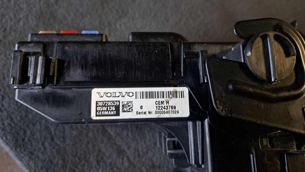 Volvo XC90 I 02- MODUŁ CEM H KOMFORTU EUROPA 30728539