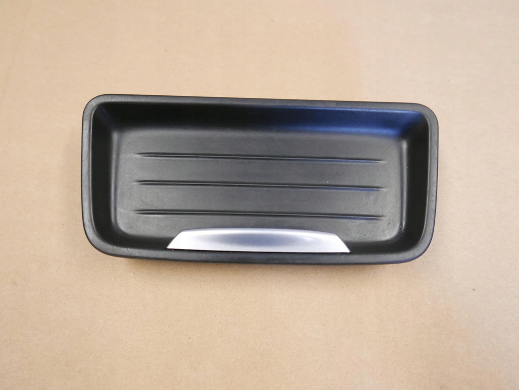 BMW F30 F31 CUP HOLDER OSŁONA KUBKÓW SCHOWEK 9263336211 oficjalne