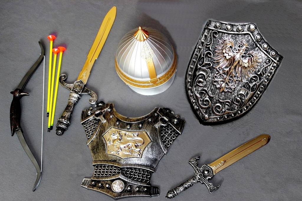 щит доспехи. рыцарь меч шлем. рыцарские мечи и доспехи. рыцарь меч шлем. рыцарь меч шлем.