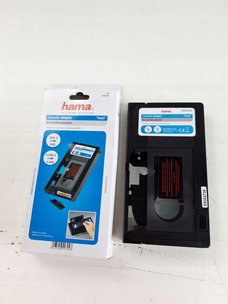 Купить HAMA 44704 Видеокассетный адаптер VHS-C: отзывы, фото, характеристики в интерне-магазине Aredi.ru