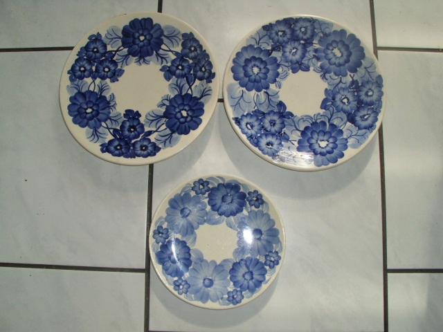 3 talerze porcelana KOŁO ręcznie malowane PRL