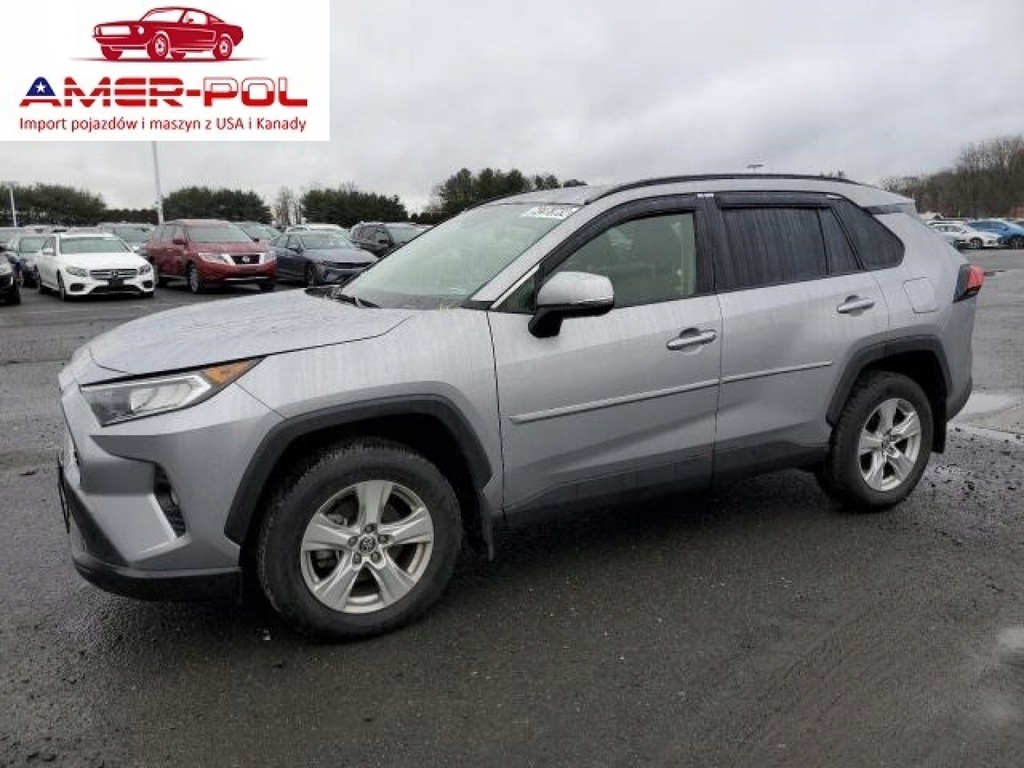 Toyota RAV4 2020, 2.5L, 4x4, uszkodzony prawy bok 2.5 Benzyna 203KM