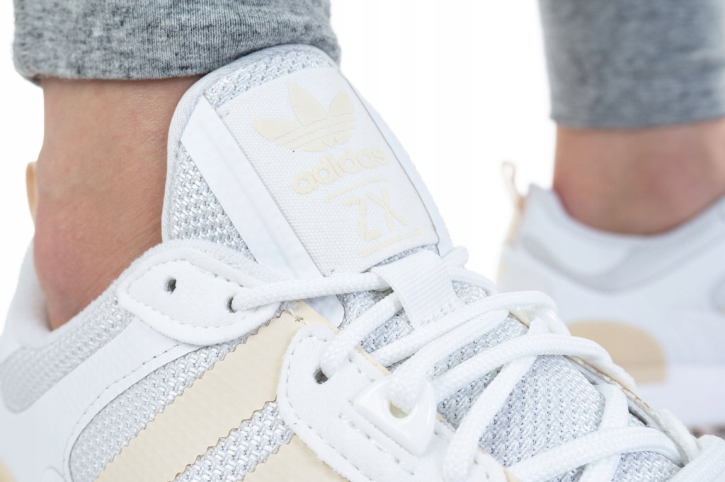 あ Buty damskie ADIDAS ZX 700 HD J (H68624) | Woliniusz.pl