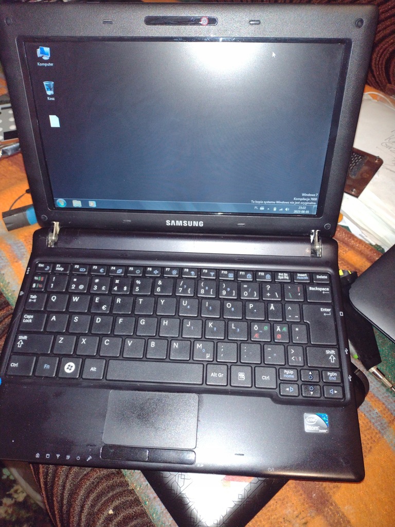 Laptop Samsung NP-N145 Plus 10 " Intel Atom 1 GB / 160 GB
