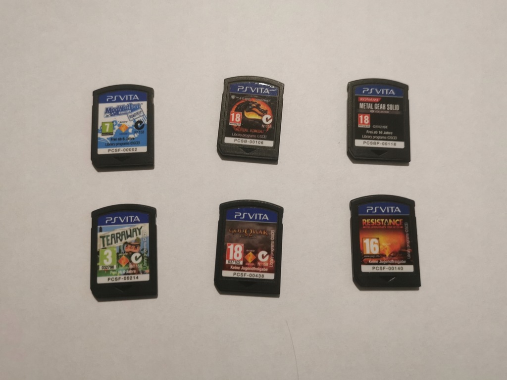 PSP Vita カセット ZESTAW 6 GRY DO PS VITA - 12374407023 - oficjalne archiwum