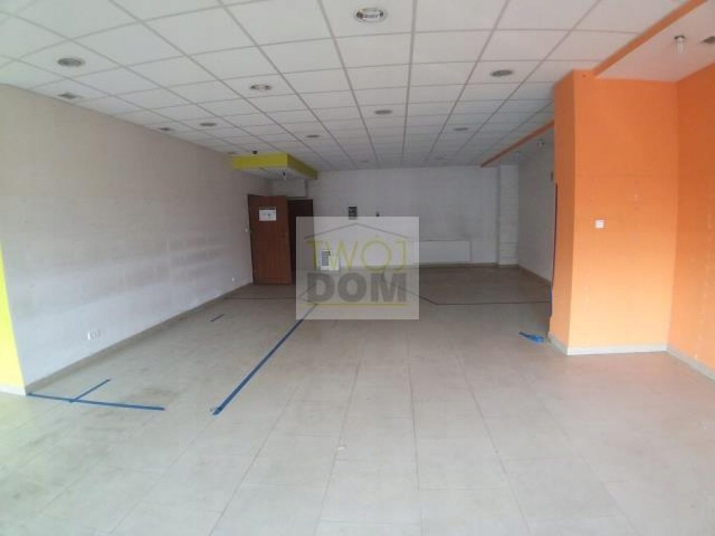 Komercyjne, Wołomin, Wołomin (gm.), 84 m²